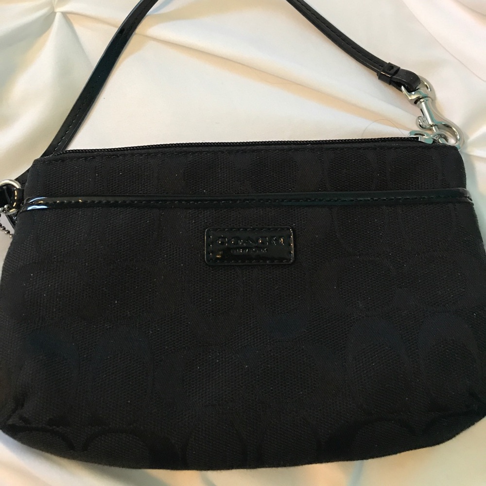 🖤 COACH 💼 Black clutch purse 🖤